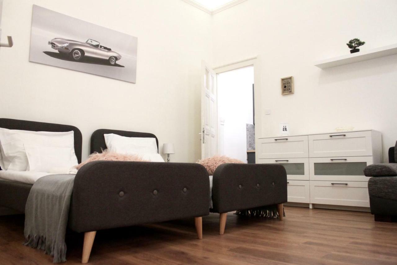 City Center Apartman - Weidlich Palace - Miskolc Bagian luar foto
